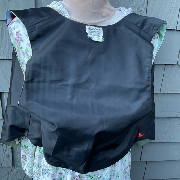 Encore Silkscapes Vintage colorful hand painted dog vest Medium - Picture 12 of 15